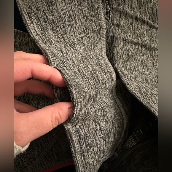 🌟LIVI Active leggings - Picture 3 of 4